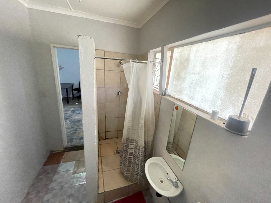 7 Bedroom Property for Sale in Brandwag Free State